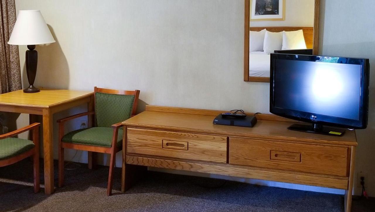 Magnuson Hotel אלי מראה חיצוני תמונה