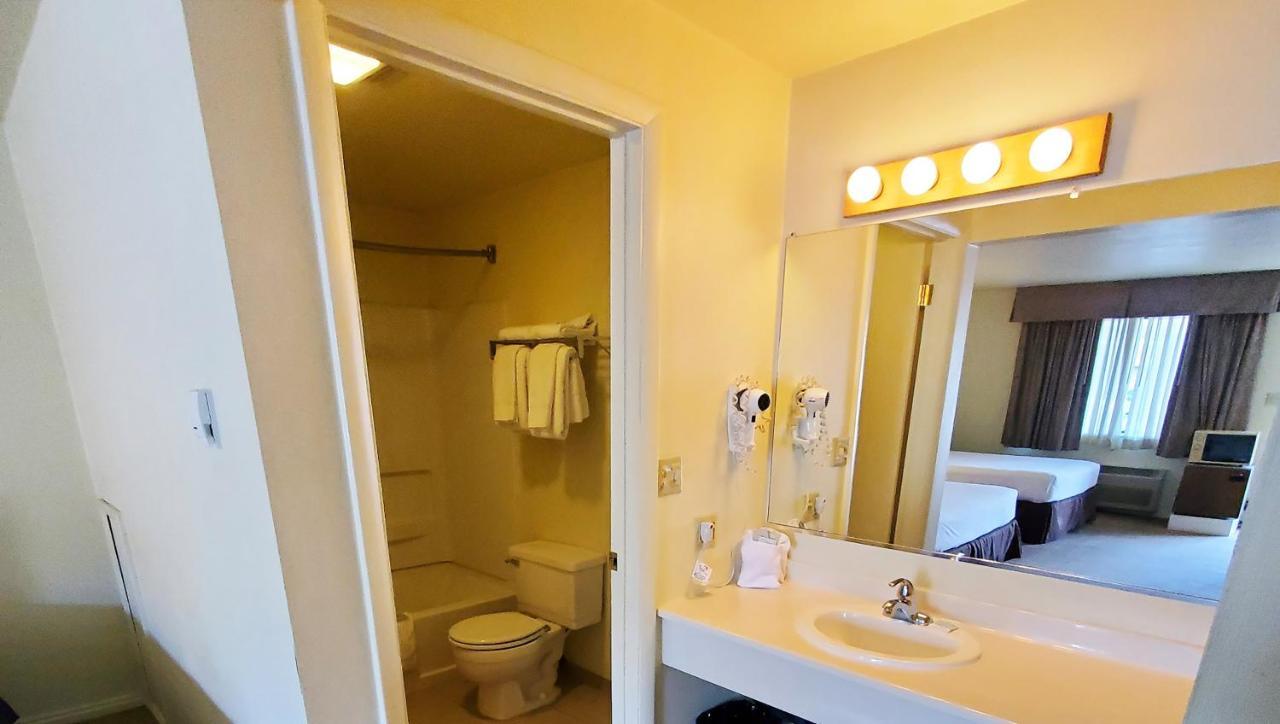 Magnuson Hotel אלי מראה חיצוני תמונה